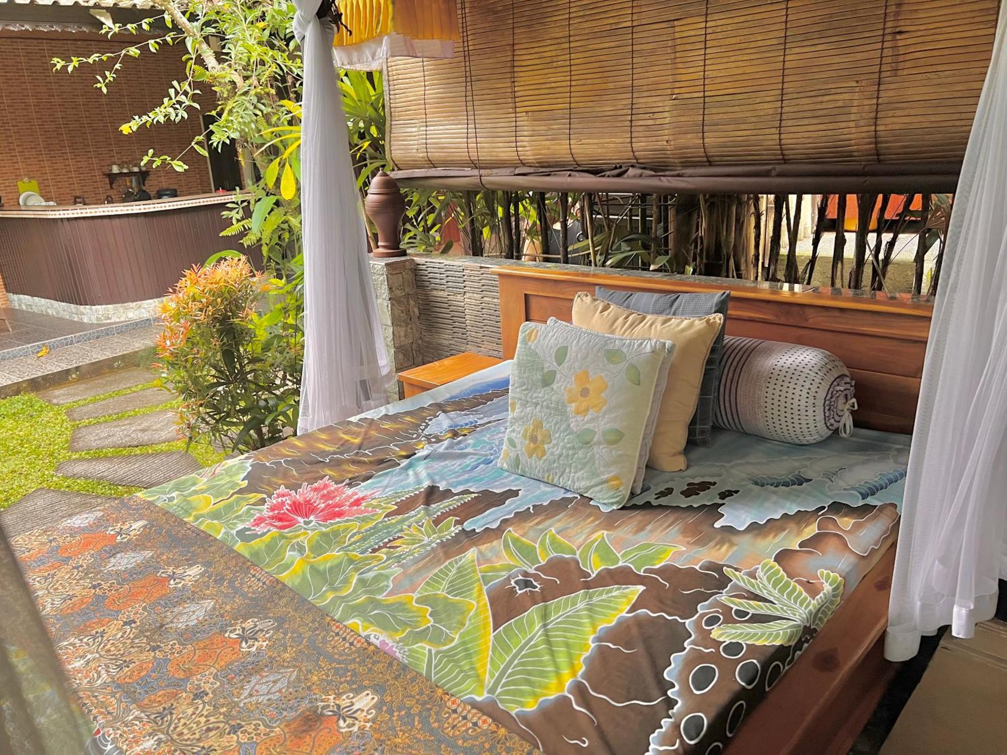 Rumah Kelinci Ubud  Exterior photo